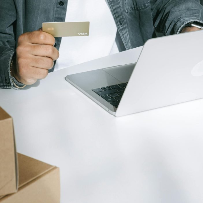 Online shopping and ecommerce